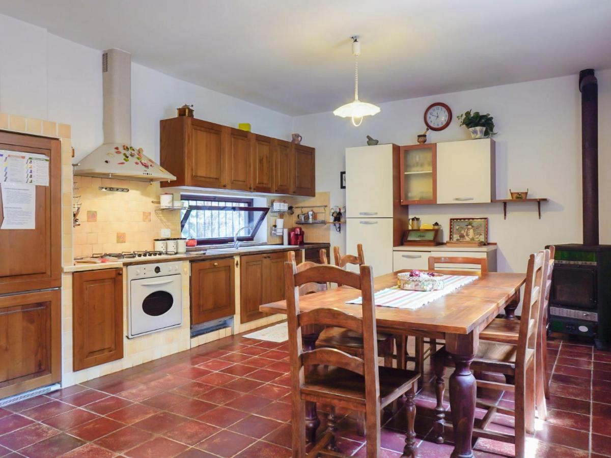 Villa Sunny Home By Interhome 斯佩隆加 外观 照片