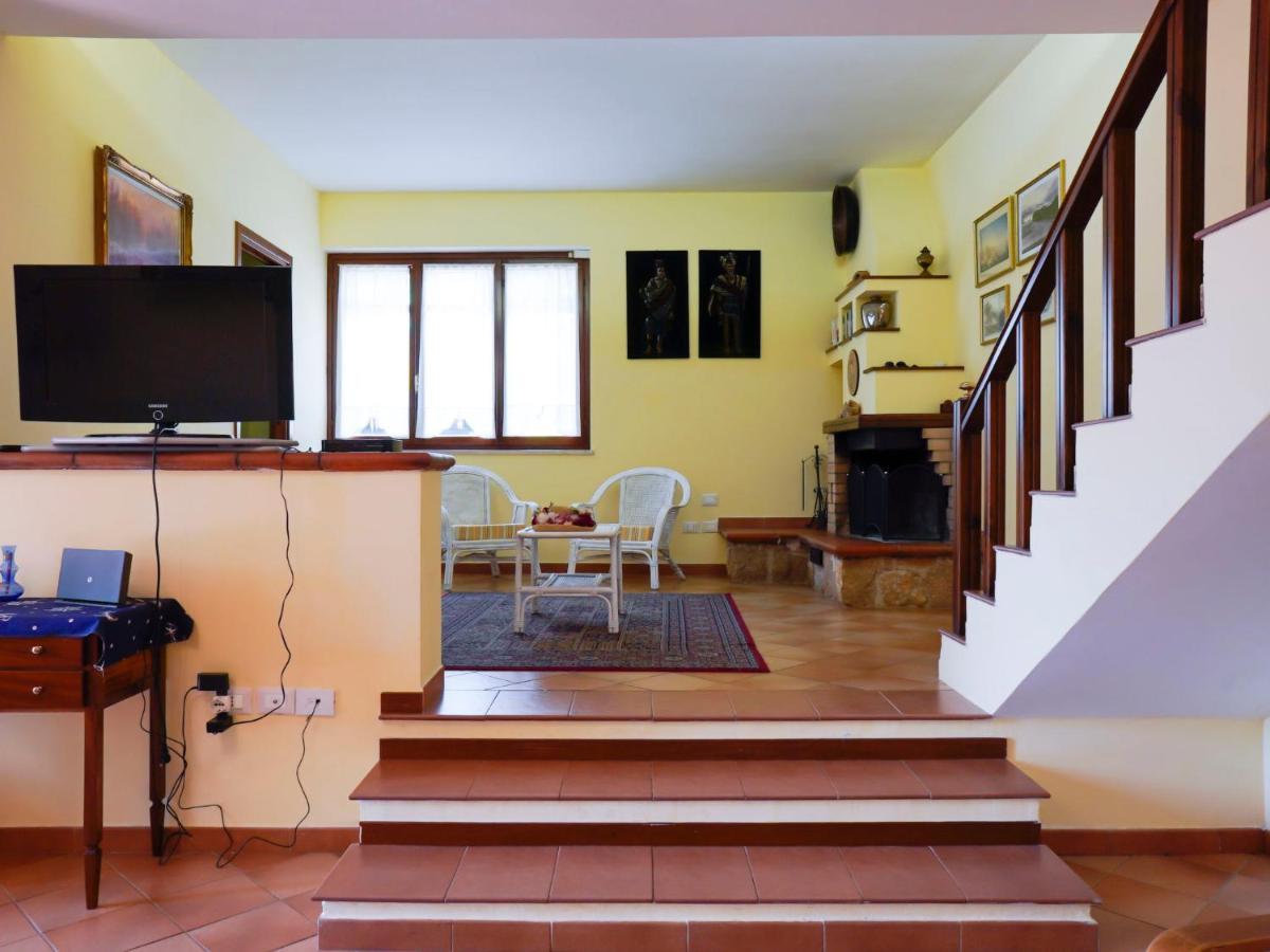 Villa Sunny Home By Interhome 斯佩隆加 外观 照片